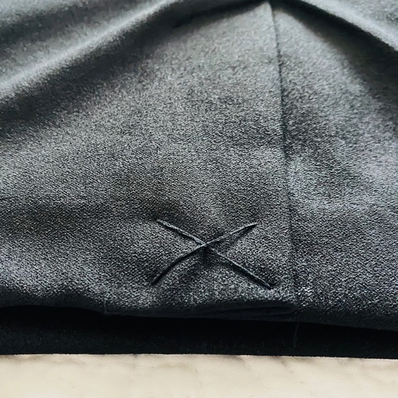 Banana Republic Dress w/ Thin Front Keyhole - Picture 11 of 16